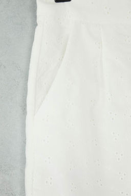 Beyaz Pamuklu Astarl? Brode K?sa Sort & Bermuda TWOSS25SR00225 - Trendyolmilla фото 3