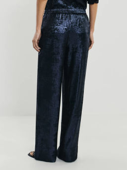 Прямые брюки из блестящей ткани / Zarina