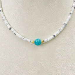 Колье из Говлита и Амазонита