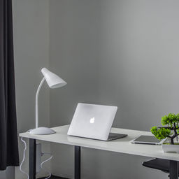 TLD-562 White/LED/360Lm/4500K/Dimmer Светильник настольный, 5W. Сенсорный выключатель. Белый. ТМ Uniel