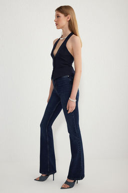 TRENDYOLMILLA Koyu Mavi Yuksek Bel Flare Jeans TWOSS25JE00109