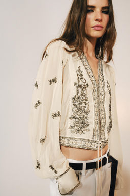 BLUSA BORDADOS ABALORIOS ZW COLLECTION / Crudo - Zara фото 2