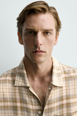 CAMISA RELAXED FIT CUADROS / Arena - Zara фото 5