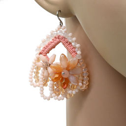 Серьги ручной работы в оплетении цв.персиковый