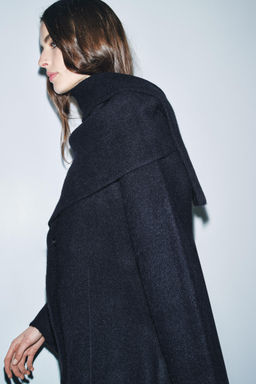 SHORT KNIT COAT WITH SCARF - Zara фото 4