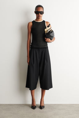 PANTAL?N CULOTTE PINZAS MEZCLA LANA