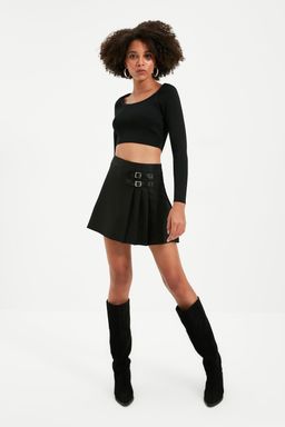 Trendyolmilla Siyah Toka Detayl? Pileli Mini Boy Dokuma Etek TWOAW20ET0553 фото 3