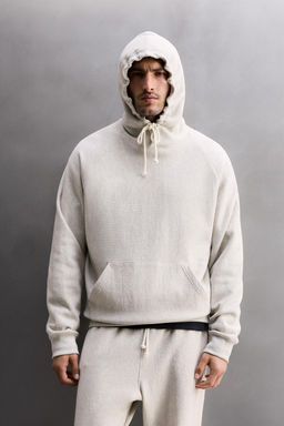 RELAXED FIT HOODIE