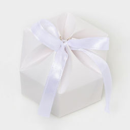 Цена за 5 шт. Коробка для конфеты, пирожные с лентой, 8×4×7.5 см