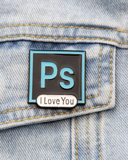 Металлический значок Photoshop