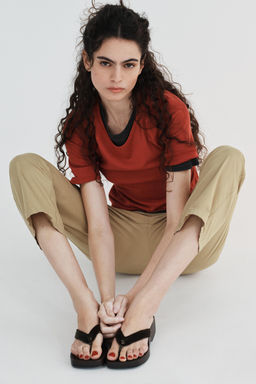 CAMISETA EFECTO LAVADO / Rojo - Zara фото 6