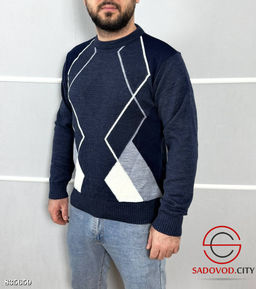 Свитер теплый с узором