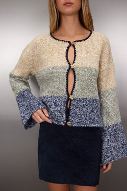 Indigo Dugme Detayl? Crop Yumusak Dokulu Genis Kal?p Renk Bloklu Triko H?rka TWOAW26HI00011 - Trendyolmilla фото 2