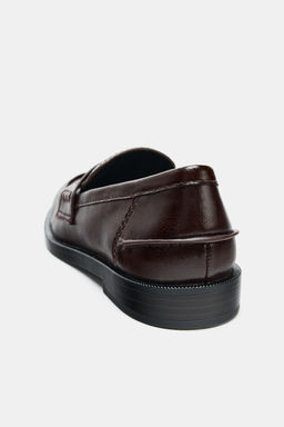 PATENT EFFECT PENNY LOAFERS - Zara фото 5