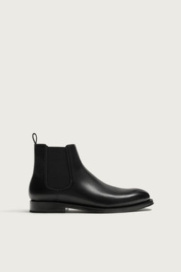 BOTA CHELSEA PUNTA / Negro