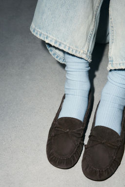 SPLIT SUEDE LOAFERS - Zara фото 9