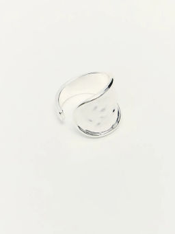 Кольцо с мятой фактурой / Zarina