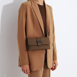 Сумка женская на магните, цвет бежевый