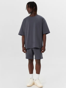 Комплект мужской серый: футболка и шорты