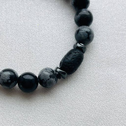 Браслет из снежного Обсидиана и Лавы 17 см