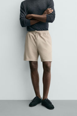 BERMUDA ESTRUCTURA CONFORT / Beige