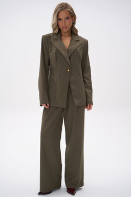Костюм  тройка Мэдди (хаки)