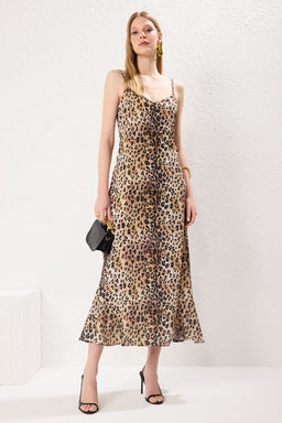 Kahverengi Leopar Desenli Maxi Dokuma Elbise TWOSS23EL02416