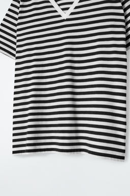 CAMISETA CUELLO DE PICO 24/7 REGULAR FIT - H&m фото 4