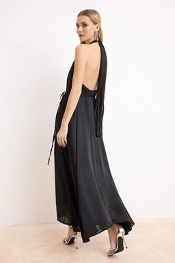 Siyah Duz Boyundan Baglamal? Maxi Elbise TPRSS26EL00078
