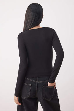 Siyah Kare Yaka Slim/Vucuda Oturan Orme Bluz TWOAW26BZ00083