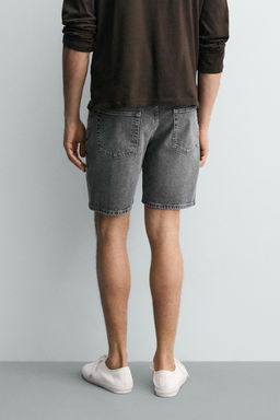 BERMUDA DENIM REGULAR FIT / Gris