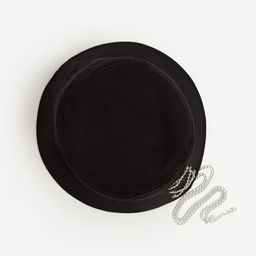 Панама женская с цепочкой MINAKU, чёрная, размер 56-58