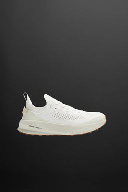 RUNNING TRAINERS