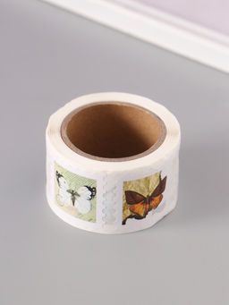 Цена за 2 шт. Наклейка бумага Марки. Бабочки, 3?3 см, 200 шт. в рулоне