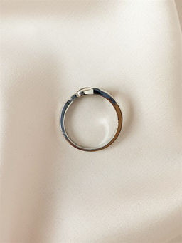 Кольцо "Кристальный ремешок" серебро