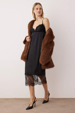 Siyah Dantel Detayl? Saten Midi Astarl? S?k/Gece Elbise TPRAW26EL00049