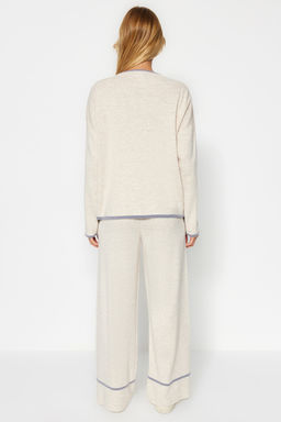 Bej Genis Kal?p Tuylu Iplik Triko Alt-Ust Tak?m TWOAW24AU00099