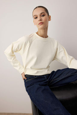 Ekru Relaxed/Boxy Fit Crop Uzun Kol Orme T-Shirt TWOAW26TS00022 - Trendyolmilla фото 2