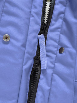 Парка зимняя женская с капюшоном василькового цвета 9538-1Vs - Valianly фото 8