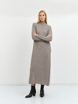 платье свободного кроя длины макси