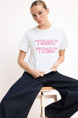 Ekru Slogan Regular/Normal Kal?p K?sa Kollu Tok %100 Pamuk Orme T-Shirt TWOSS26TS00120