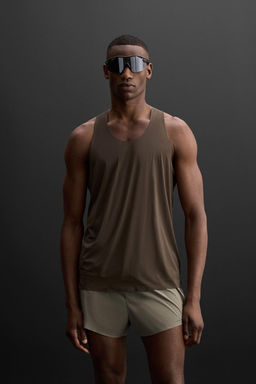 LIGHTWEIGHT TECHNICAL TANK TOP - Zara фото 2