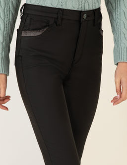 Siyah Cep Detayl_ Slim Fit Spor Pantolon