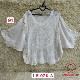 Кофта женская с широкими рукавами