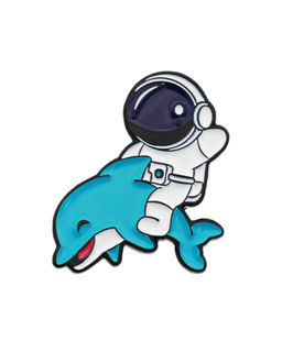 Металлический значок Космонавт на дельфине - Krumpy фото 3