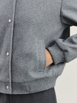 Бомбер свободного силуэта / Zarina  фото 7