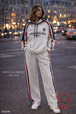 Женский костюм спортивный