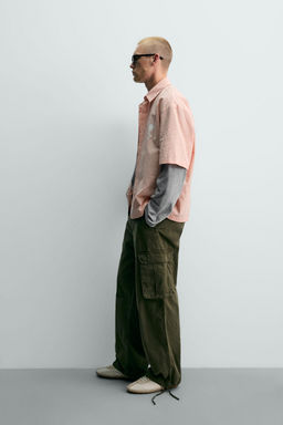 CAMISA BOXY FIT TEXTOS ESTAMPADOS / blanco-naranja - Zara фото 4