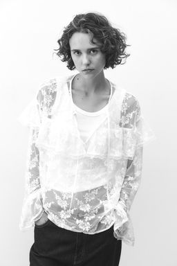 Blusa de encaje con volantes - H&m фото 2