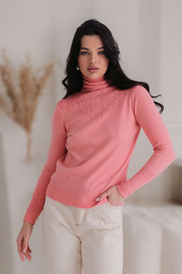 12199 Свитер с ажурной кокеткой розовый - Martichelli фото 11